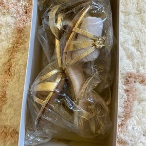 David's Bridal Shoes Size 7.5. New.